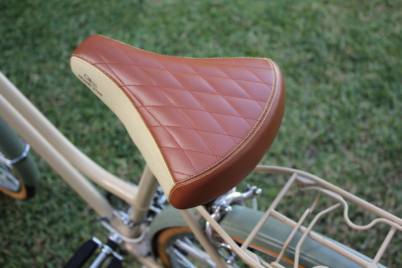 tan mtb seat